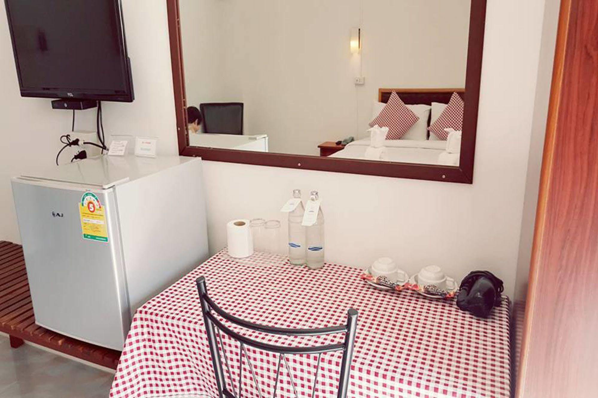 Hotel De Ratt Phuket Εξωτερικό φωτογραφία