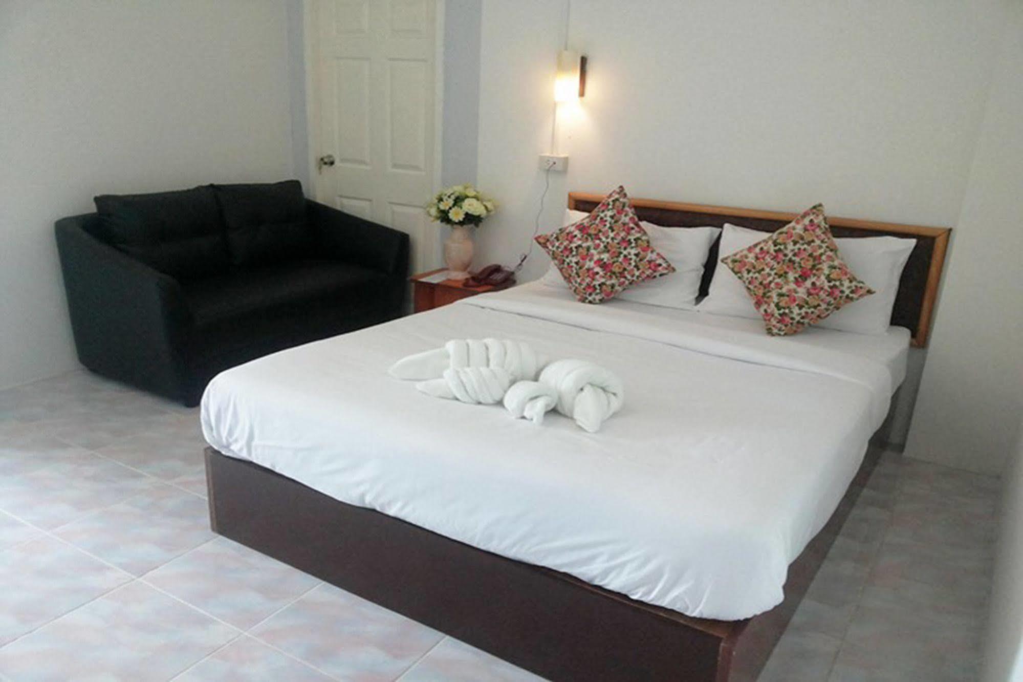 Hotel De Ratt Phuket Εξωτερικό φωτογραφία