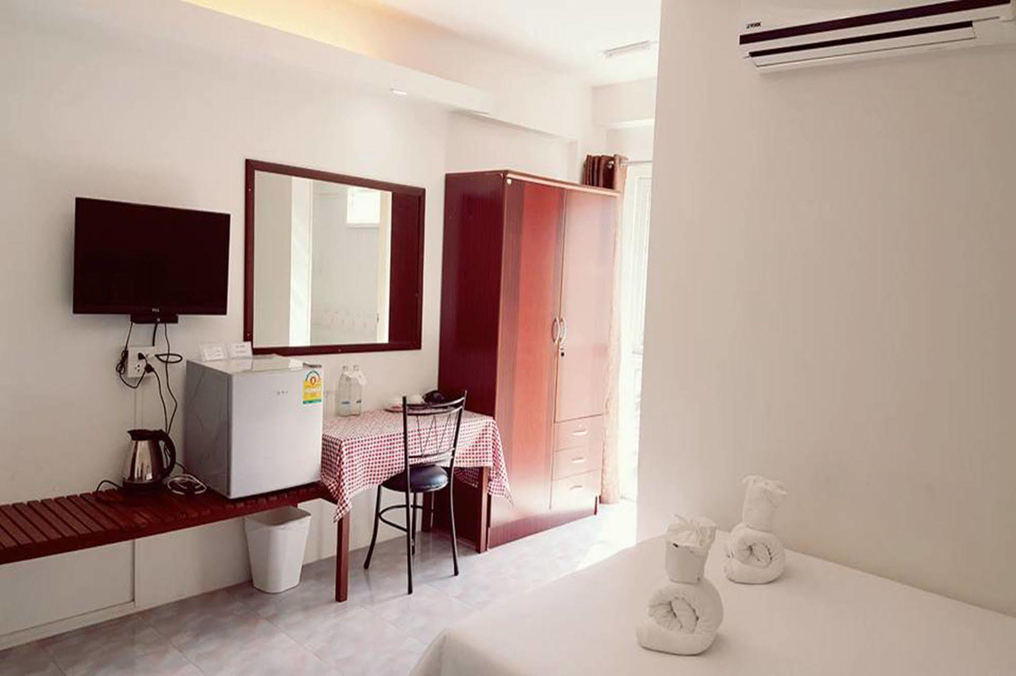 Hotel De Ratt Phuket Εξωτερικό φωτογραφία